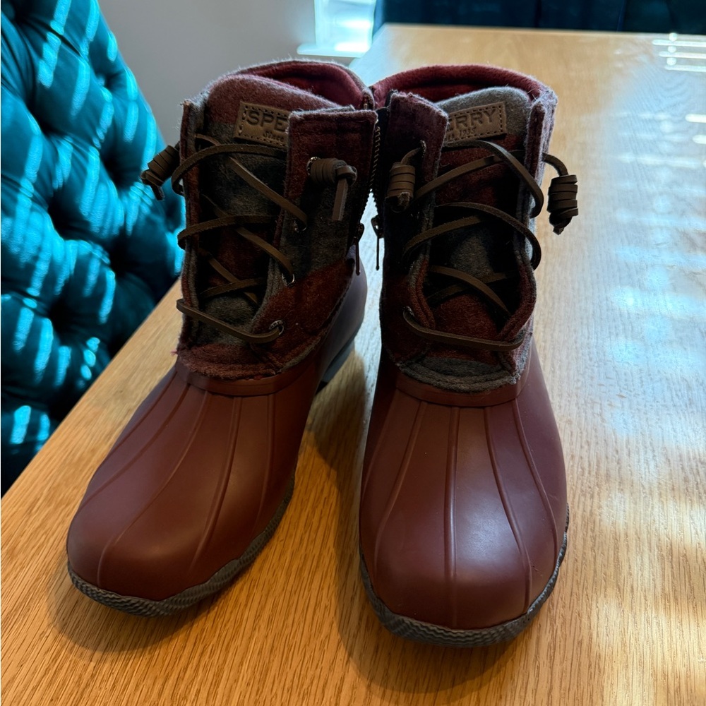 Sperry Burgundy Duck Boots
